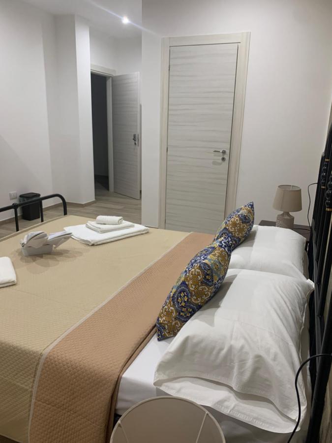 Bed and Breakfast Maryam23 Syracuse Екстер'єр фото